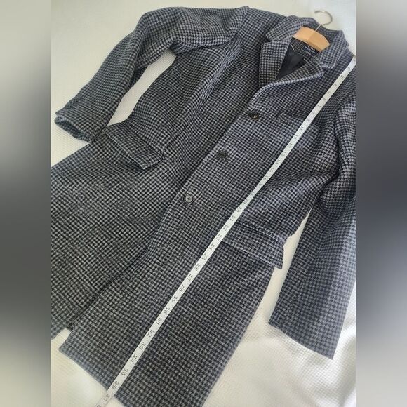 Abercrombie & Fitch Wool Blend Black and Gray Houndstooth Coat Jacket - Picture 9 of 12